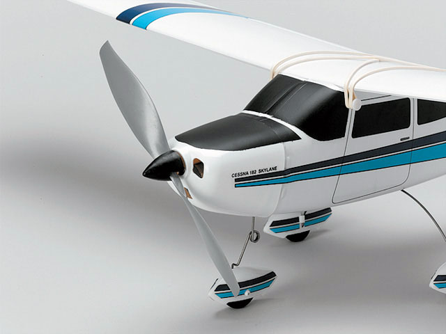 Cessna Skylane 182 M24 35MHz Ready Set (10242-352B) (нажмите для увеличения) Cessna Skylane 182 M24 35MHz Ready Set (10242-352B) (нажмите для увеличения)