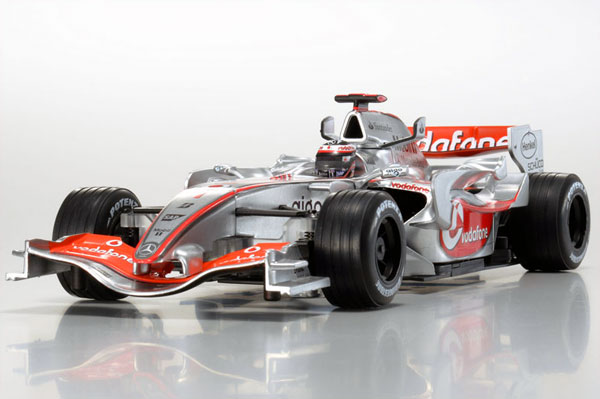 McLaren Mercedes MP4-22 No.2 (30507LH-B) (нажмите для увеличения) McLaren Mercedes MP4-22 No.2 (30507LH-B) (нажмите для увеличения)