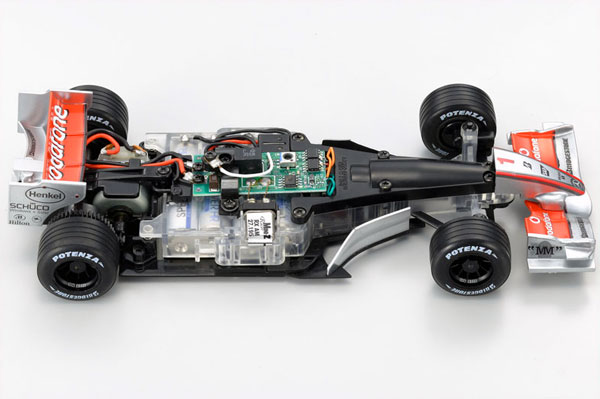 McLaren Mercedes MP4-22 No.2 (30507LH-B) (нажмите для увеличения) McLaren Mercedes MP4-22 No.2 (30507LH-B) (нажмите для увеличения)