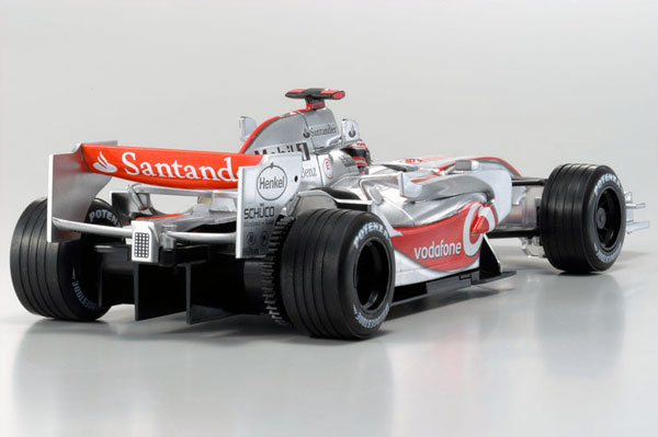 McLaren Mercedes MP4-22 No.2 (30507LH-B) (нажмите для увеличения) McLaren Mercedes MP4-22 No.2 (30507LH-B) (нажмите для увеличения)