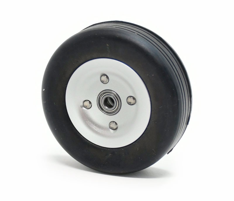 Колесо для самолёта JP Hobby Rubber Tyre on Aluminum Wheel 40x13mm Shaft 3mm 1pcs (JPH-WF040-3) (нажмите для увеличения) Колесо для самолёта JP Hobby Rubber Tyre on Aluminum Wheel 40x13mm Shaft 3mm 1pcs (JPH-WF040-3) (нажмите для увеличения)