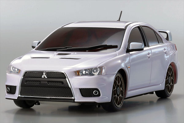 Mitsubishi Lancer Evolution X Pearl White (30569PW-B) (нажмите для увеличения) Mitsubishi Lancer Evolution X Pearl White (30569PW-B) (нажмите для увеличения)