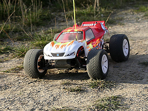 Strada XT 1/10 RTR Electric Truggy (MV12202-EU) (нажмите для увеличения) Strada XT 1/10 RTR Electric Truggy (MV12202-EU) (нажмите для увеличения)