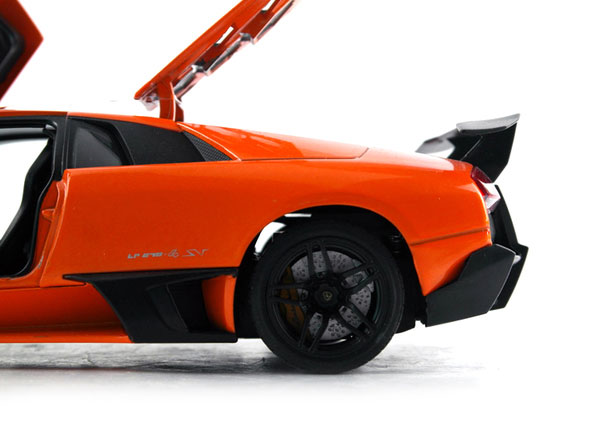 Радиоуправляемая металлическая машина Meizhi Lamborghini LP670-4 SV RC Die-Cast 1:18 (MZ-2152) (нажмите для увеличения) Радиоуправляемая металлическая машина Meizhi Lamborghini LP670-4 SV RC Die-Cast 1:18 (MZ-2152) (нажмите для увеличения)