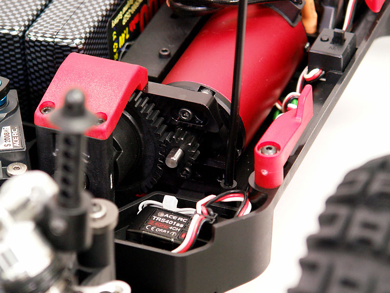 Радиоуправляемая машина Thunder Tiger MT4-G3 Monster Truck 4WD Brushless 2.4GHz Red () (нажмите для увеличения) Радиоуправляемая машина Thunder Tiger MT4-G3 Monster Truck 4WD Brushless 2.4GHz Red () (нажмите для увеличения)