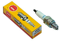 NGK CR7HSA Standard Spark Plug (  )