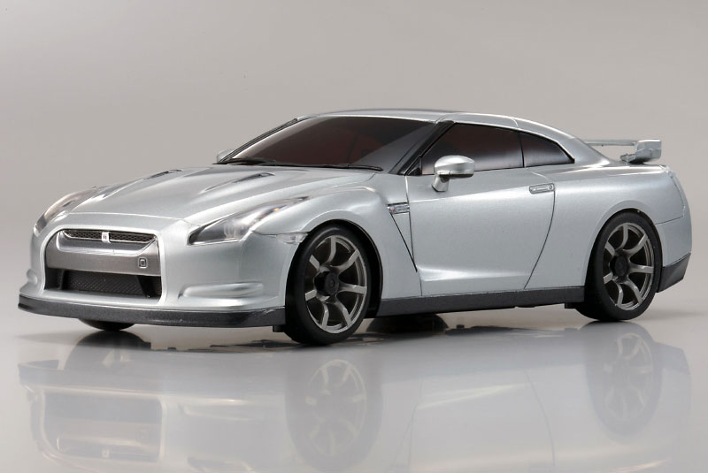 Nissan GT-R (R35) Silver AWD MA-010 (30572S-B) (нажмите для увеличения) Nissan GT-R (R35) Silver AWD MA-010 (30572S-B) (нажмите для увеличения)