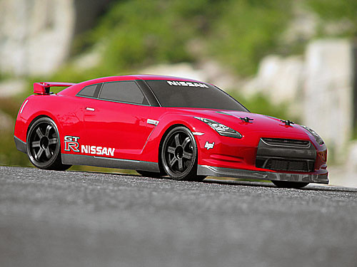 Кузов Nissan GT-R R35 Clear Body 200mm (TRA5612X) (нажмите для увеличения) Кузов Nissan GT-R R35 Clear Body 200mm (TRA5612X) (нажмите для увеличения)