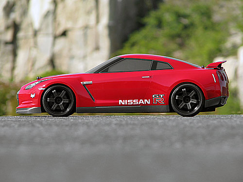 Кузов Nissan GT-R R35 Clear Body 200mm (TRA5612X) (нажмите для увеличения) Кузов Nissan GT-R R35 Clear Body 200mm (TRA5612X) (нажмите для увеличения)
