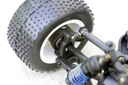 Associated RC18T 4WD RTR (AS20100) (нажмите для увеличения) Associated RC18T 4WD RTR (AS20100) (нажмите для увеличения)