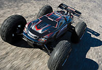 E-Revo Brushless TQi Premium 2.4GHz 4WD RTR (  )